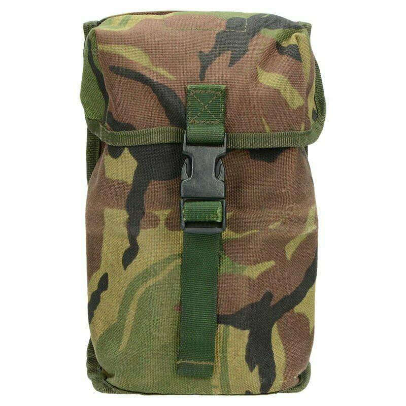 Véritable gourde de l'armée néerlandaise avec pochette et tasse en acier inoxydable camouflage DPM MOLLE