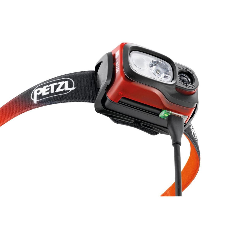 PETZL Swift RL Lampe frontale 1100 lumens rechargeable et résistante à l'eau Orange